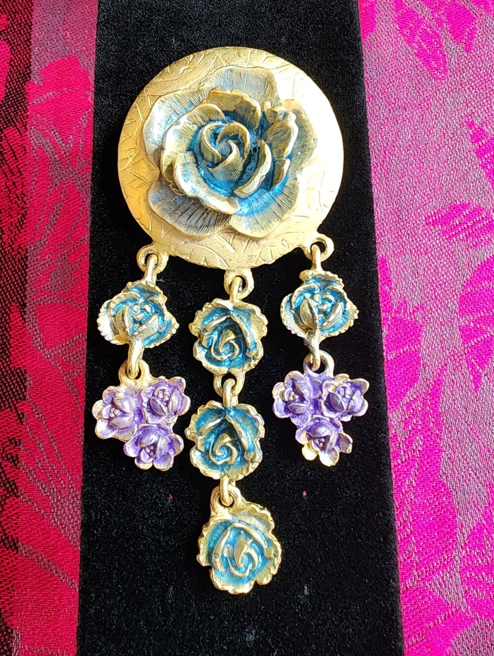 Vintage Gold Tone Floral Cascade Dangle Brooch.